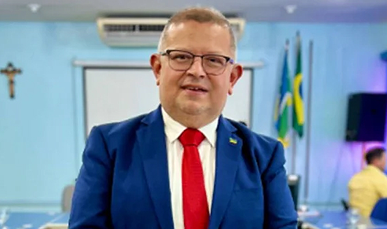 Renúncia do Presidente da Amprev em meio a Investigação da PF Levanta Questões sobre Gestão