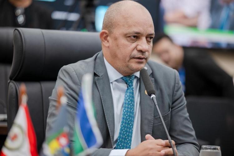 Governador Clécio Luís é Acusado de Redirecionar R$ 3 Milhões da Educação para Shows Governador Clécio Luís é Acusado de Redirecionar R$ 3 Milhões da Educação para Shows