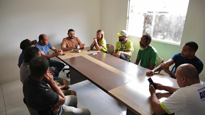 Parceria entre Governo e Prefeitura ofererce peixe acessível na Feira da Semana Santa em Pedra Branca Parceria entre Governo e Prefeitura ofererce peixe acessível na Feira da Semana Santa em Pedra Branc