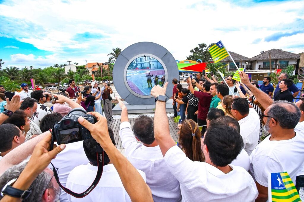 Portal Interativo em Barra Grande Conecta Países e Fomenta Turismo Internacional