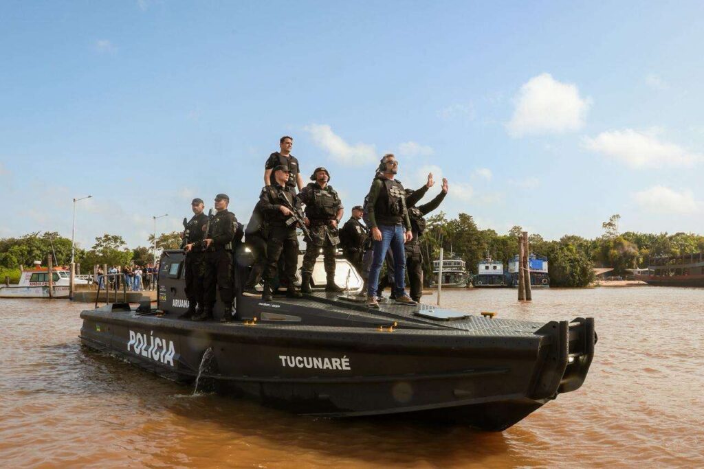 Amapá Recebe Lancha Blindada para Combater o Crime Organizado nos Rios