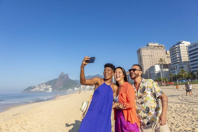 Brasil Registra Recorde de Visitantes Estrangeiros e se Consolida como Destino Seguro em 2026