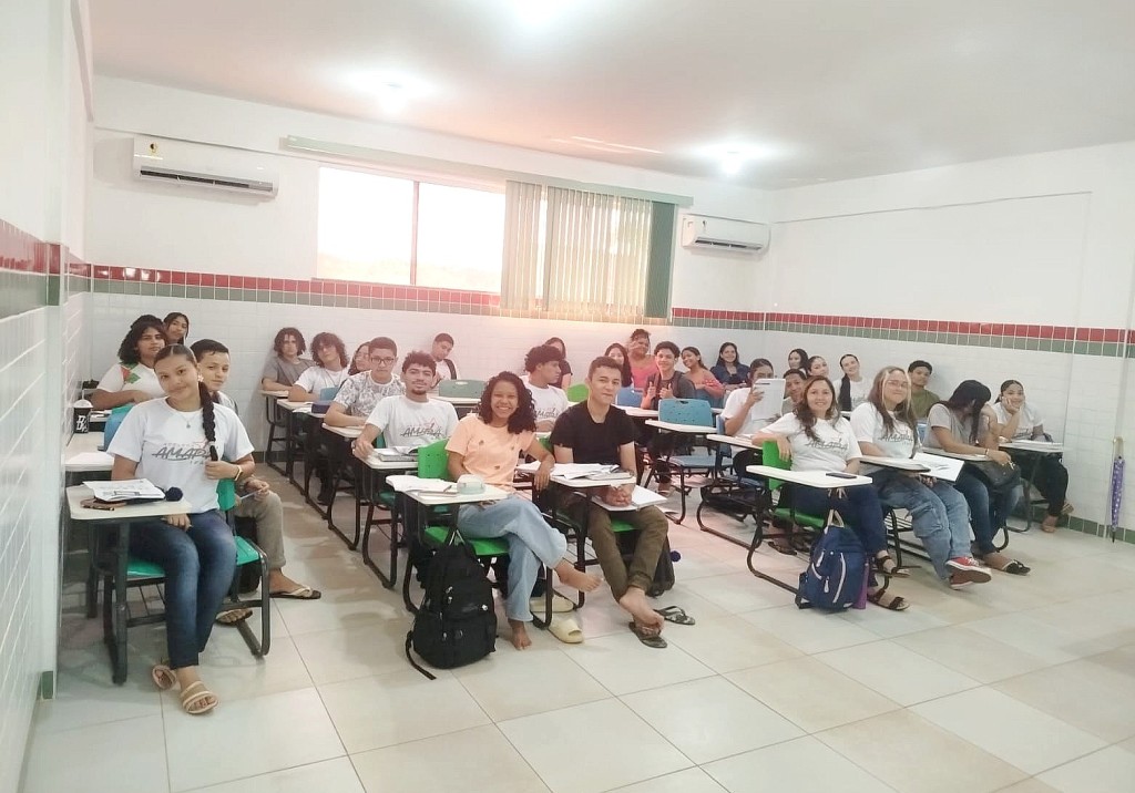 Aceleração do Amapá: Jovens se Preparam para o Futuro Econômico Através do Inglês