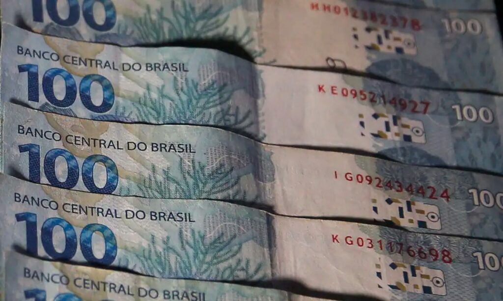 Inadimplência atinge mais da metade da população adulta nas capitais brasileiras