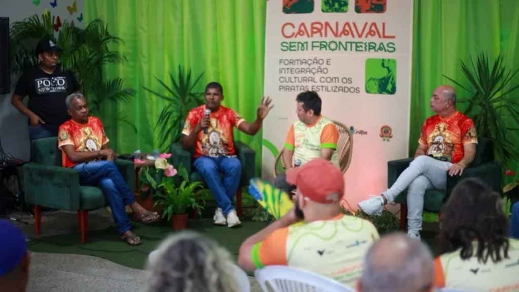 Carnaval Sem Fronteiras leva intercâmbio cultural ao Oiapoque