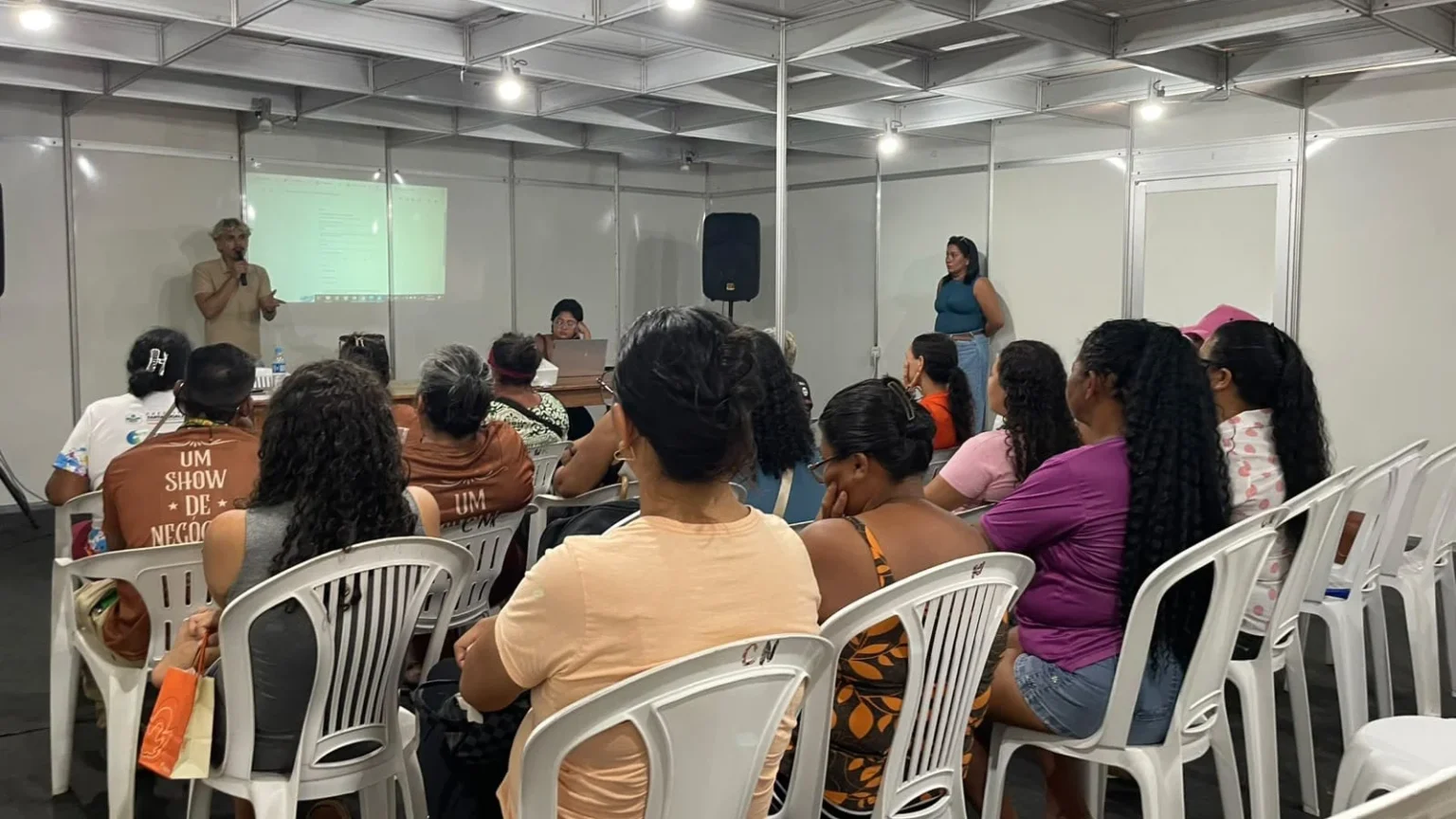 Formação em sobrevivência digital fortalece empreendedores criativos de Tartarugalzinho