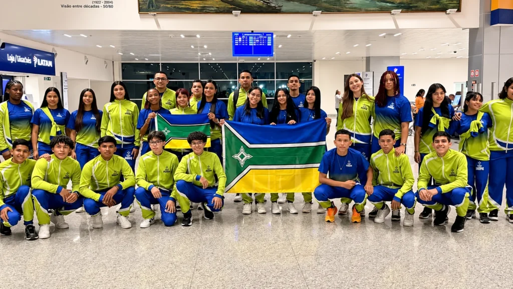 Time Amapá viaja para os Jogos da Juventude em Foz do Iguaçu com 168 atletas