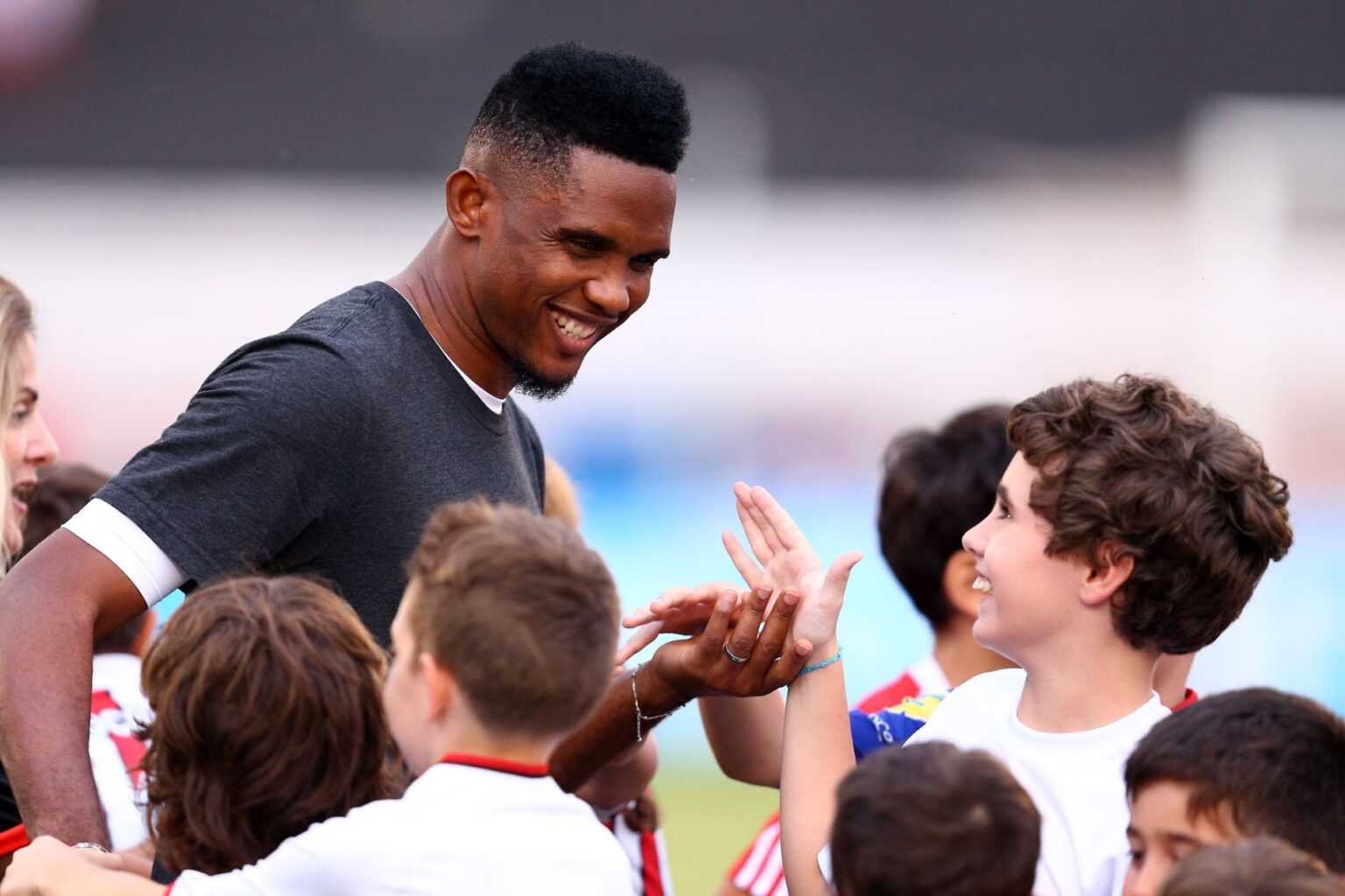 Comemoração de 10 anos do Clássico em SP com Eto’o e Raí: um evento inesquecível Comemoração de 10 anos do Clássico em SP com Eto'o e Raí: um evento inesquecível