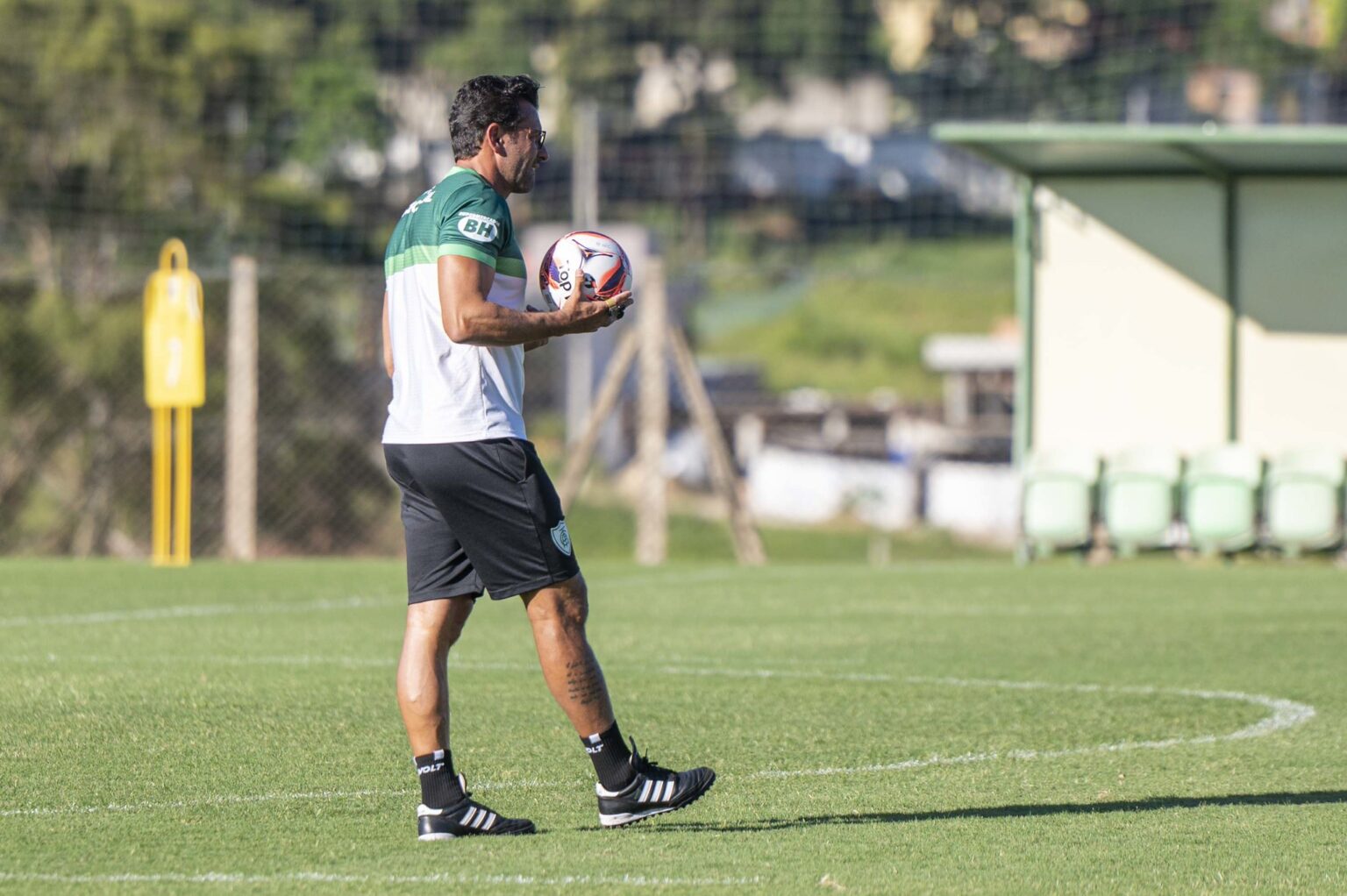 América Enfrenta o Democrata-GV em Confronto Decisivo pelo Campeonato Mineiro