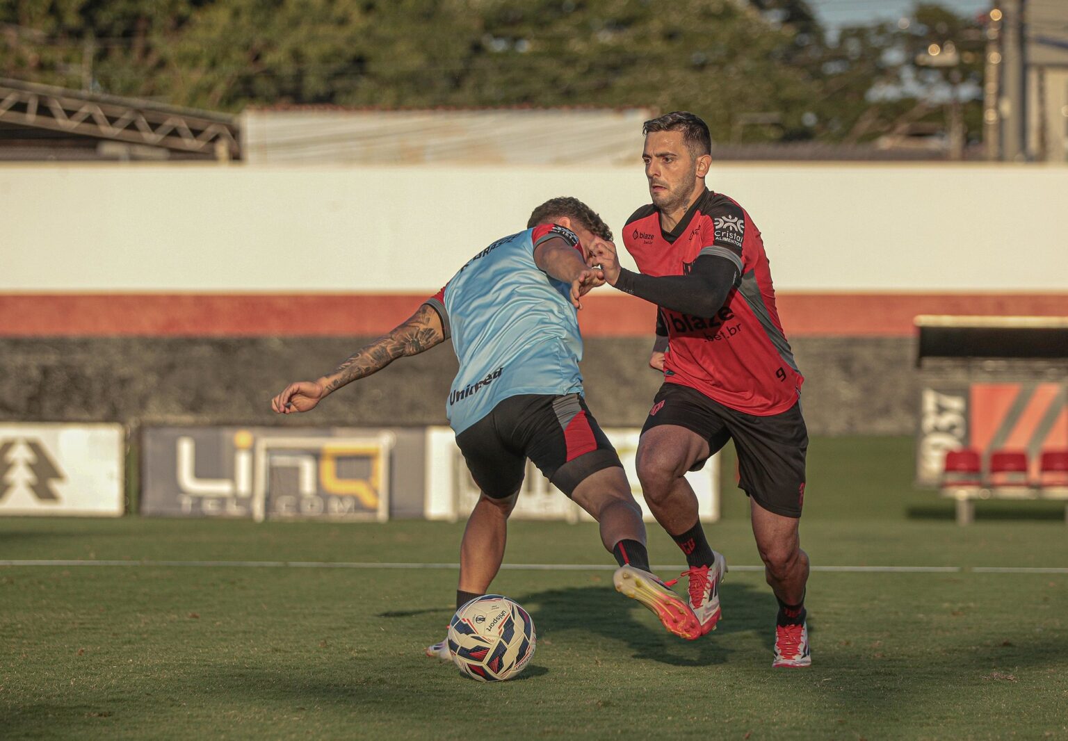 Botafogo-SP Anuncia a Chegada do Atacante Kelvin para a Temporada 2026