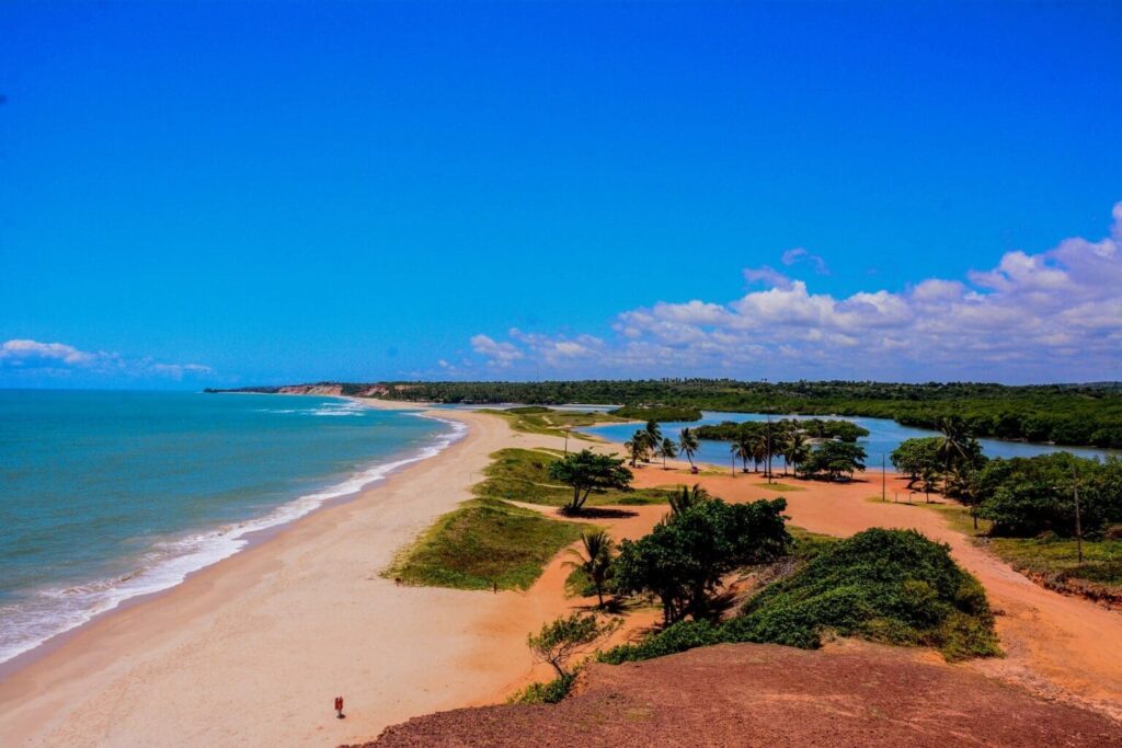 Mistério na Praia do Sol: Identificado Homem Encontrado Morto em João Pessoa