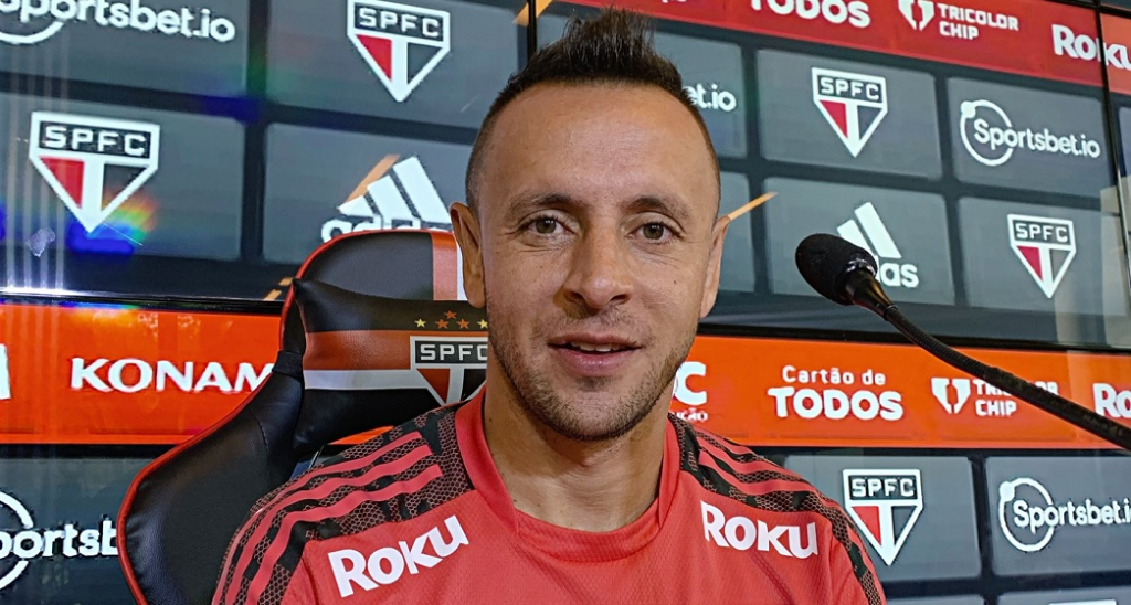 Rafinha É Confirmado Como Novo Coordenador de Futebol do São Paulo Rafinha É Confirmado Como Novo Coordenador de Futebol do São Paulo