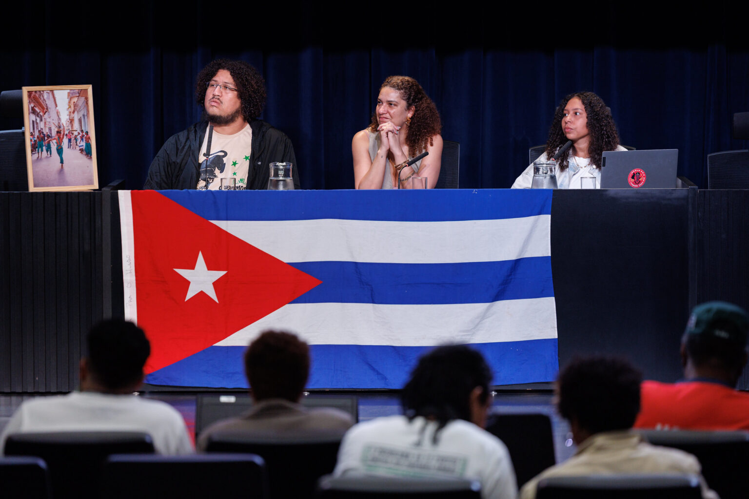 Alesp promove debate sobre negritude e resistência cultural entre Brasil e Cuba