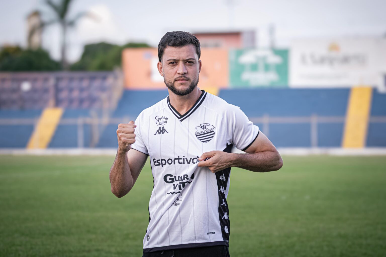 Comercial Anuncia Cristopher e Busca Reforços Pontuais para a Série A4