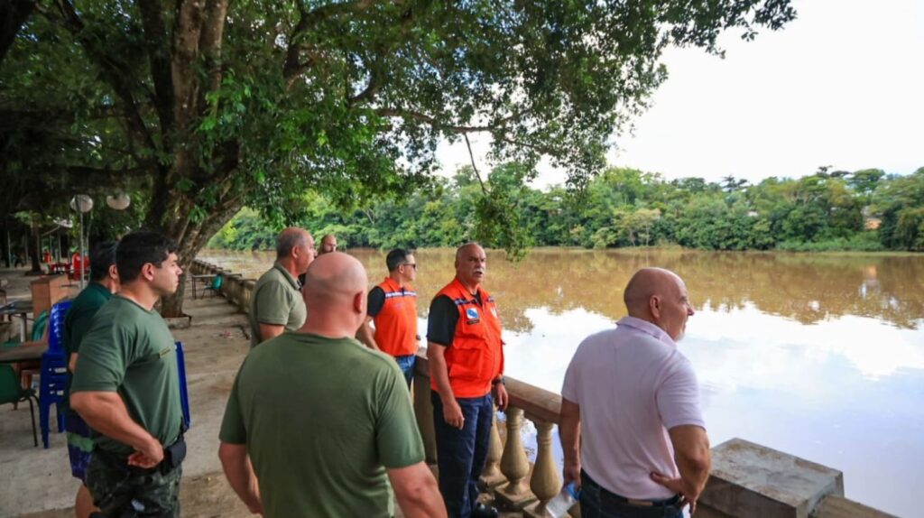 Investigação sobre Descarte Ilegal de Amônia Assusta Foliões em Ribeirão Preto, SP
