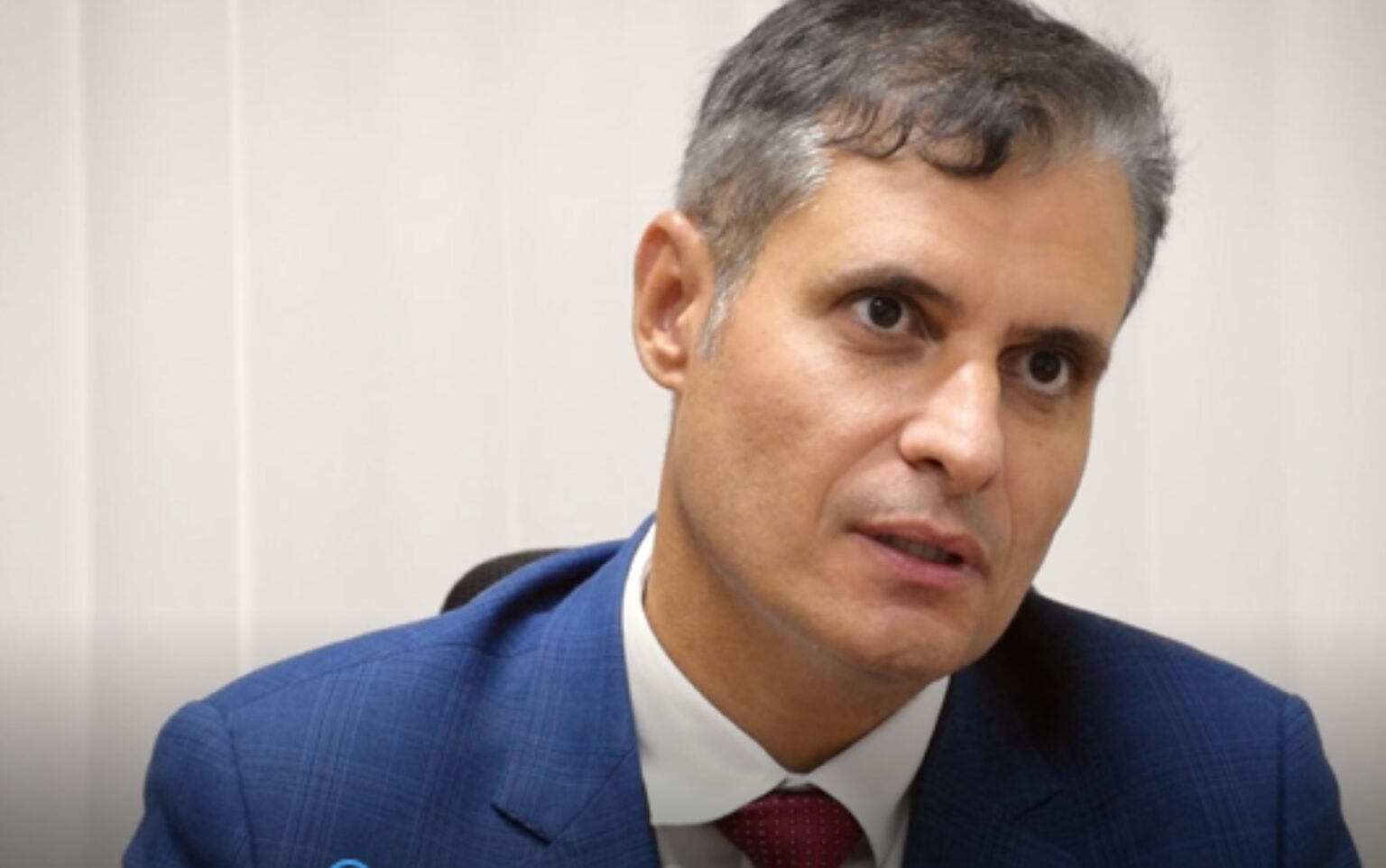 Mutirão de Cirurgias de Catarata Causa Danos Irreparáveis em Pacientes; MP Ação a Caminho Mutirão de Cirurgias de Catarata Causa Danos Irreparáveis em Pacientes; MP Ação a Caminho