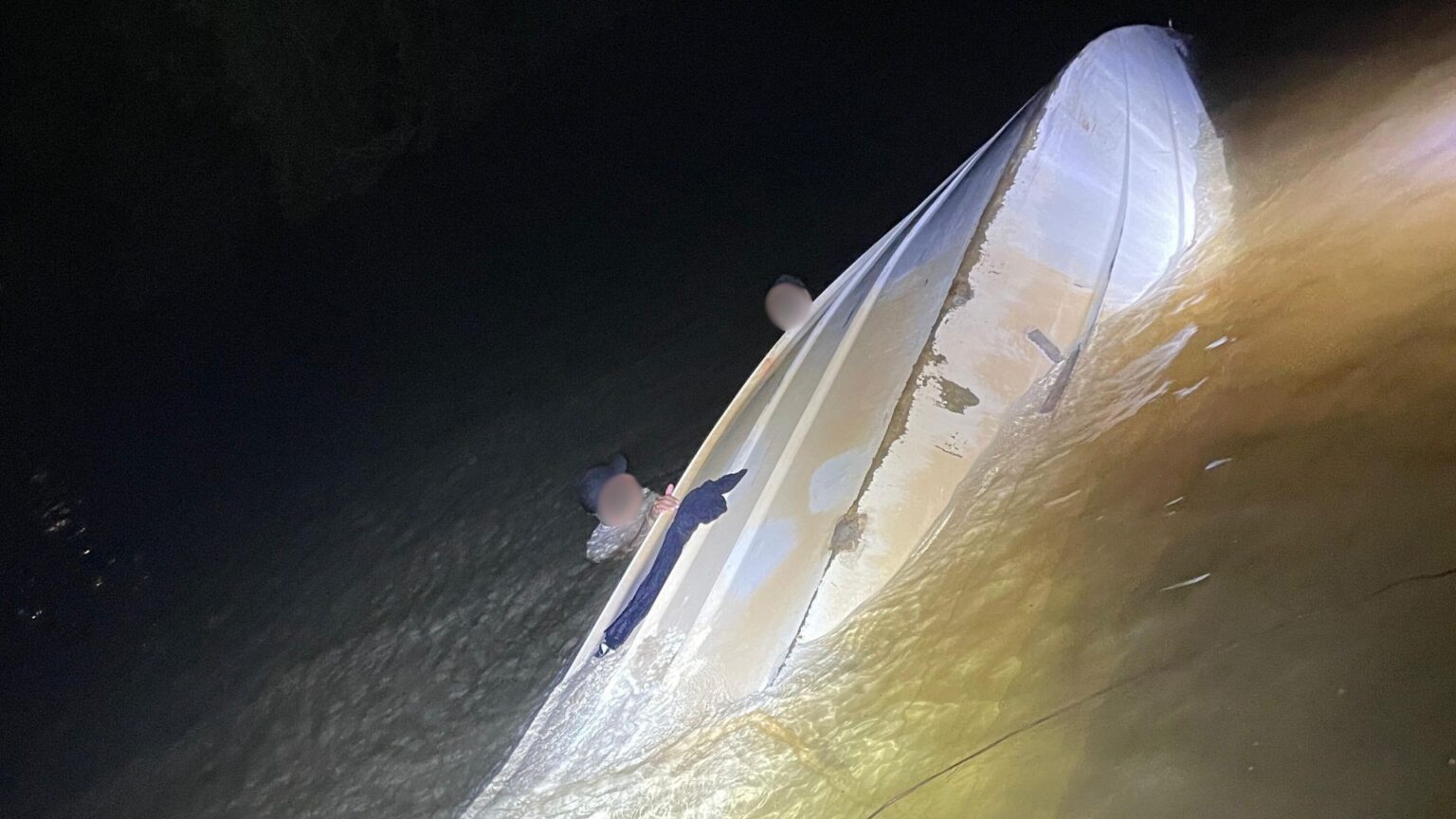 Tragédia na Represa: Lancha Colide com Píer e Deixa 6 Mortos
