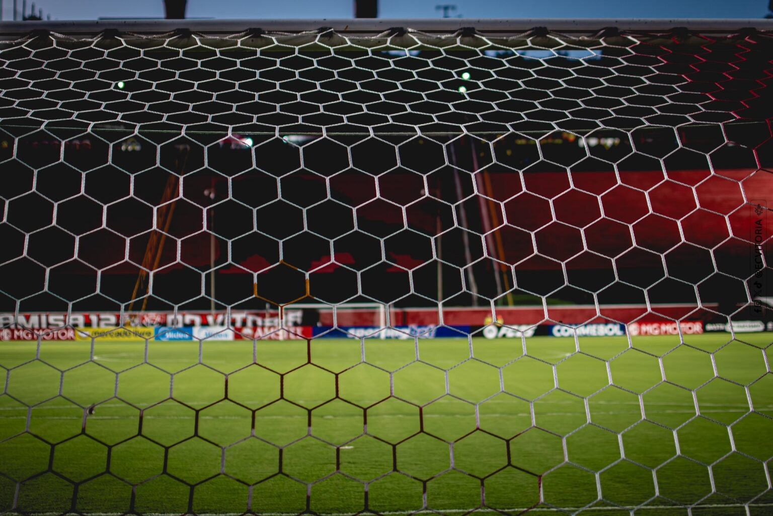 Vitória x Flamengo: Detalhes da Partida, Escalações e Onde Assistir ao Vivo Vitória x Flamengo: Detalhes da Partida, Escalações e Onde Assistir ao Vivo