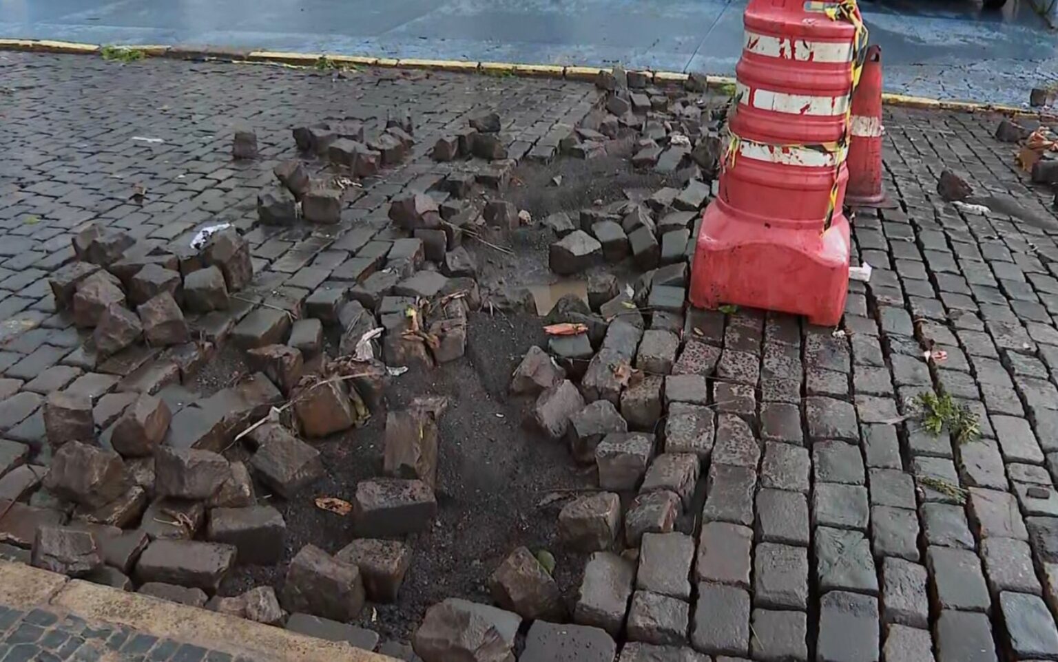 Avenida Nove de Julho: Prefeitura Avalia Refazer Trabalho de R$ 32 Milhões Após Um Ano