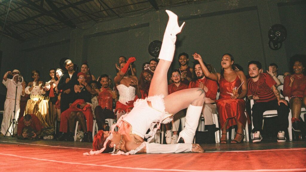 Cultura Ballroom em Porto Alegre: Temporada de Concursos Inédita no Teatro da Capital