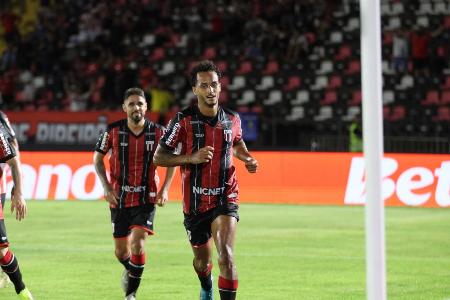 Morelli Recebe Proposta do Futebol Japonês e Maringá Solicita Devolução de Empréstimo ao Botafogo-SP