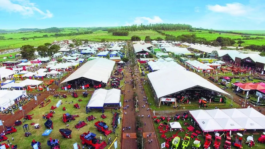 Feiras de Agronegócio: O Território da Direita no Brasil Feiras de Agronegócio: O Território da Direita no Brasil