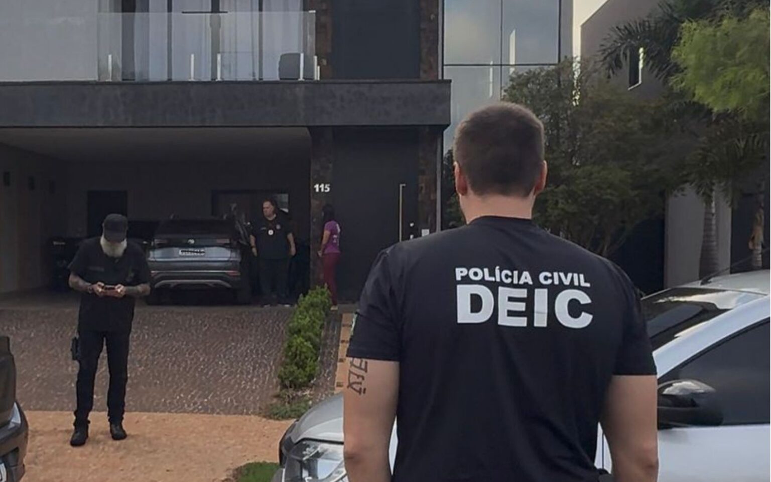 Golpe Milionário: Quadrilha Usava Dados de Empresas para Enganar Fornecedores
