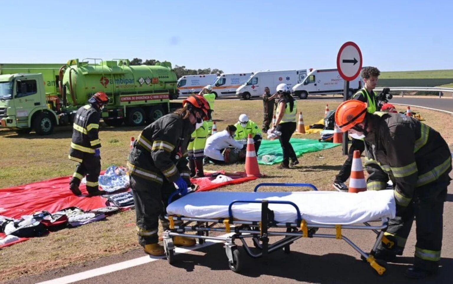 Simulação de Acidente com Vítimas na Rodovia Cândido Portinari: Interdição Programada em Ribeirão Pr
