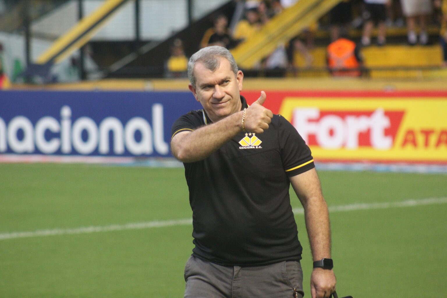 Tencati retoma laços com o Criciúma e mira novo sucesso no Botafogo-SP