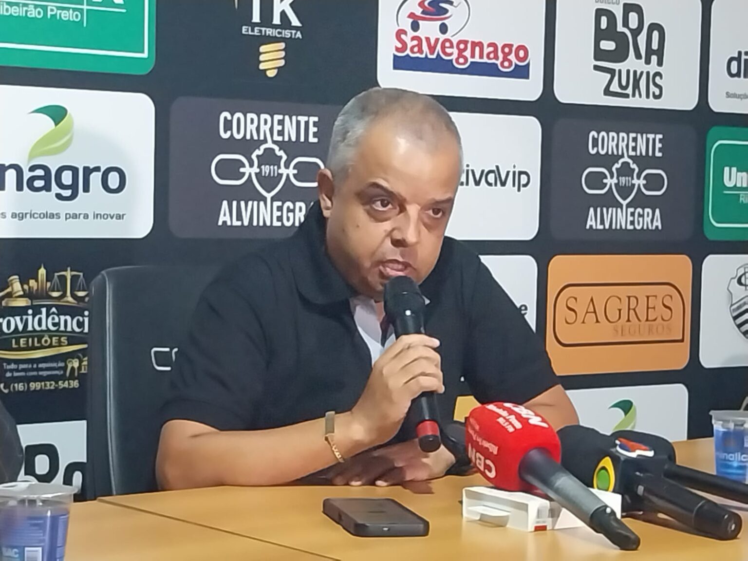 Tiago Pires Fala Sobre Transição para SAF no Comercial e Compartilha Experiência Tiago Pires Fala Sobre Transição para SAF no Comercial e Compartilha Experiência