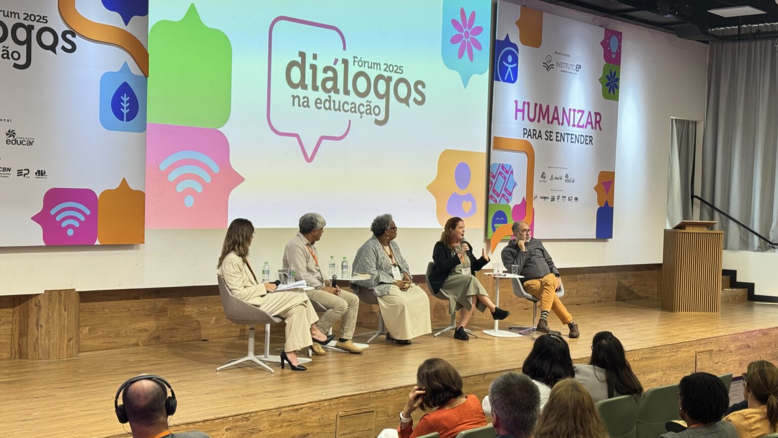 Fórum ‘Diálogos na Educação’ em Ribeirão Preto, SP: Participe e Transforme a Educação Fórum 'Diálogos na Educação' em Ribeirão Preto, SP: Participe e Transforme a Educação