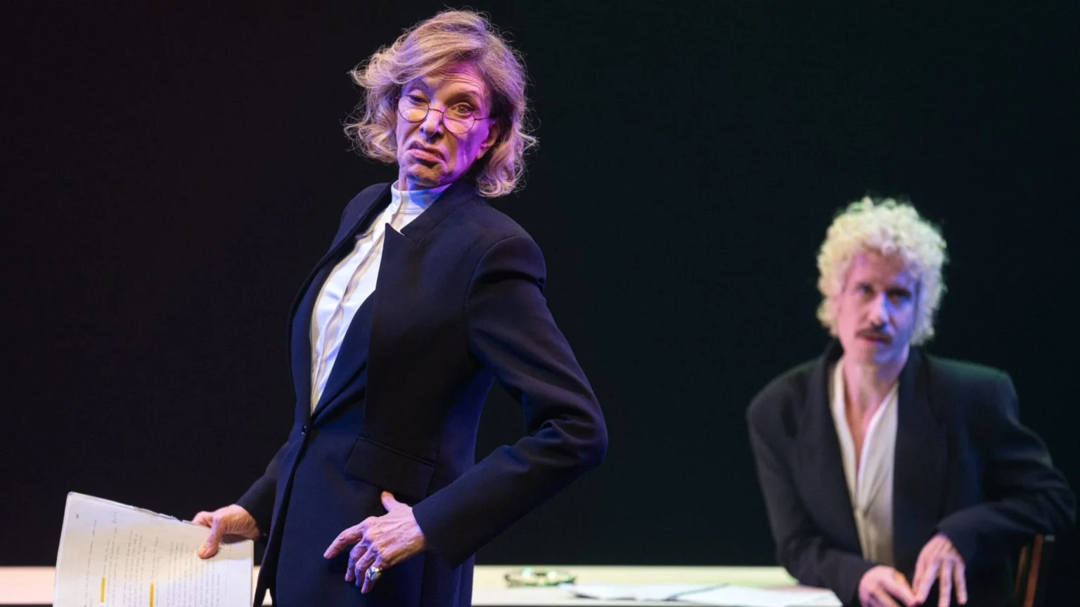 Espetáculos Gratuitos com Débora Falabella e Lilia Cabral Invadem Teatros de São Paulo