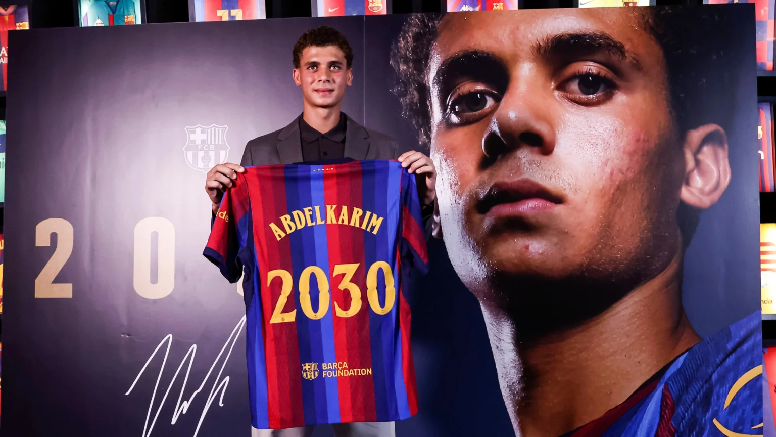 Escalação do Barcelona Contra o Racing: O Que Esperar de Hamza Abdelkarim Após Renovação Escalação do Barcelona Contra o Racing: O Que Esperar de Hamza Abdelkarim Após Renovação