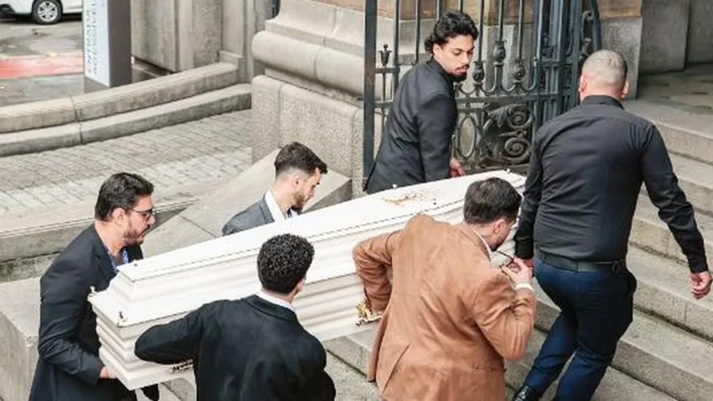 Benito di Paula: Velório no Theatro Municipal reúne homenagens e memórias