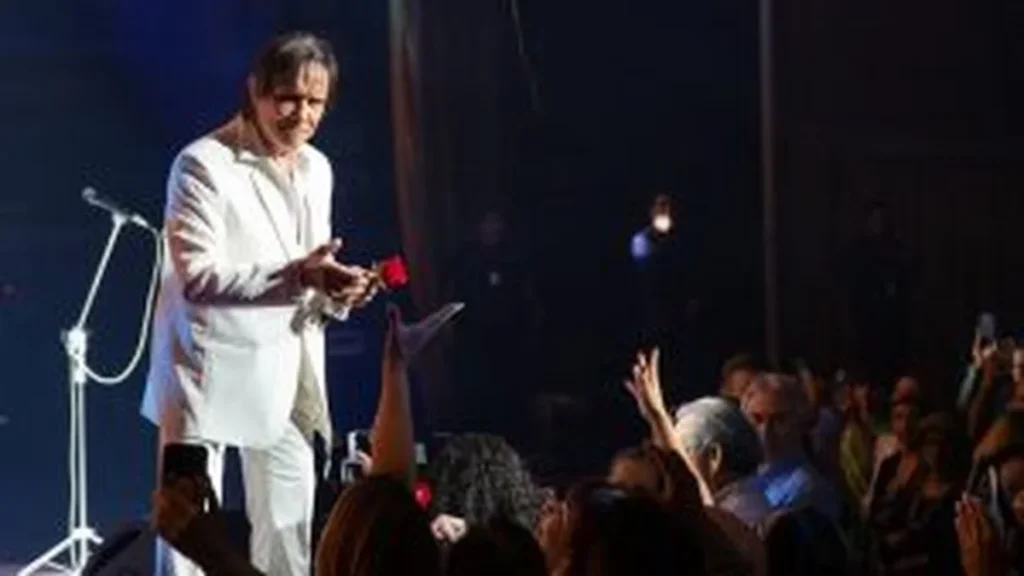 Roberto Carlos em Ribeirão Preto: Ingressos Abertos para Show Imperdível