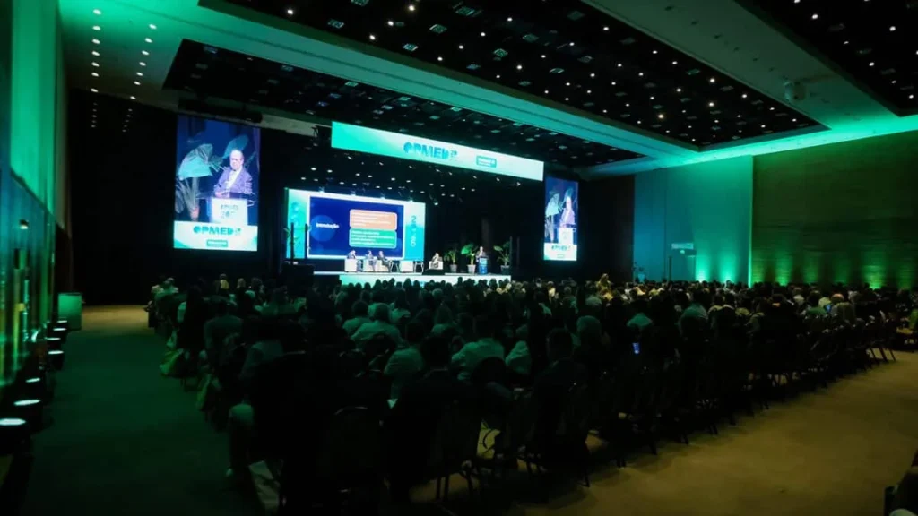 Semana da Transformação em Saúde discute inteligência artificial e cirurgia robótica em Ribeirão Pre