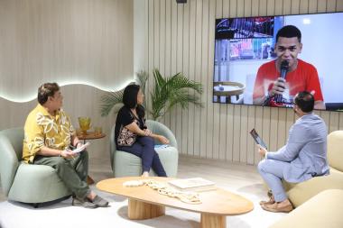 Inauguração do Novo Estúdio da TV Conexões: Um Marco na Educação Baiana Inauguração do Novo Estúdio da TV Conexões: Um Marco na Educação Baiana