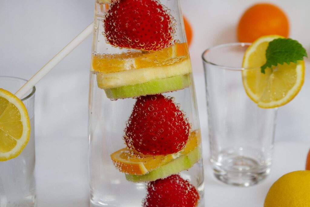 Refresque-se: Alimentos e Bebidas que Ajudam na Hidratação do Corpo