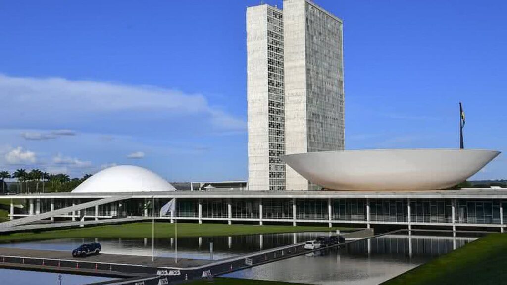 Retrospectiva Política de 2025: Repercussões e Desafios no Brasil e na Bahia