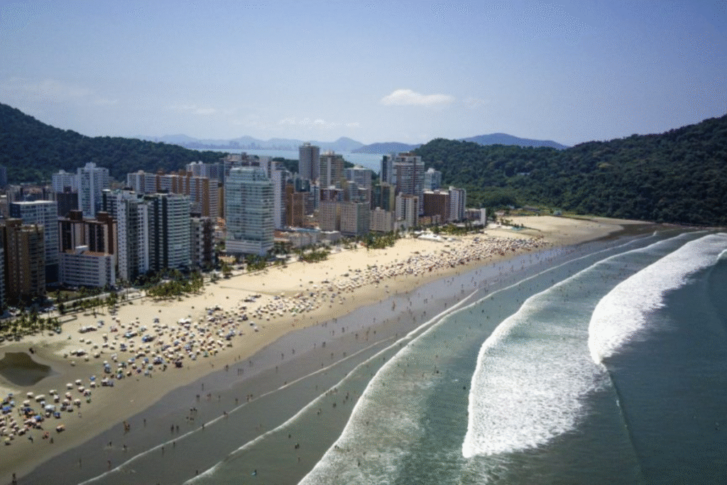 São Paulo Lança Operação Verão e Espera Recorde de Visitantes