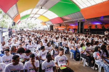 Bahia Registra Recorde de Notas Acima de 900 na Redação do Enem 2025 Bahia Registra Recorde de Notas Acima de 900 na Redação do Enem 2025