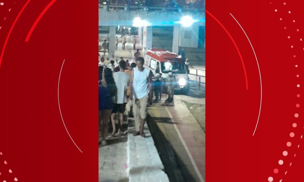 Confusão em Festa Pré-Carnaval na Bahia Resulta em Homem Baleado