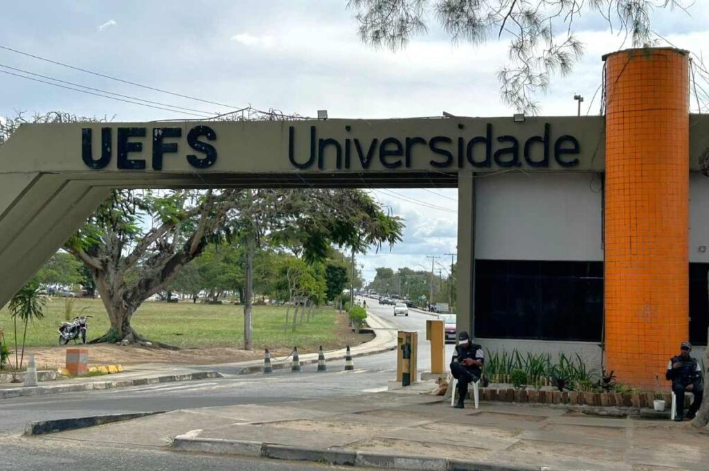 Desempenho dos Cursos de Medicina na Bahia: Notas do Enamed 2025 Revelam Desafios
