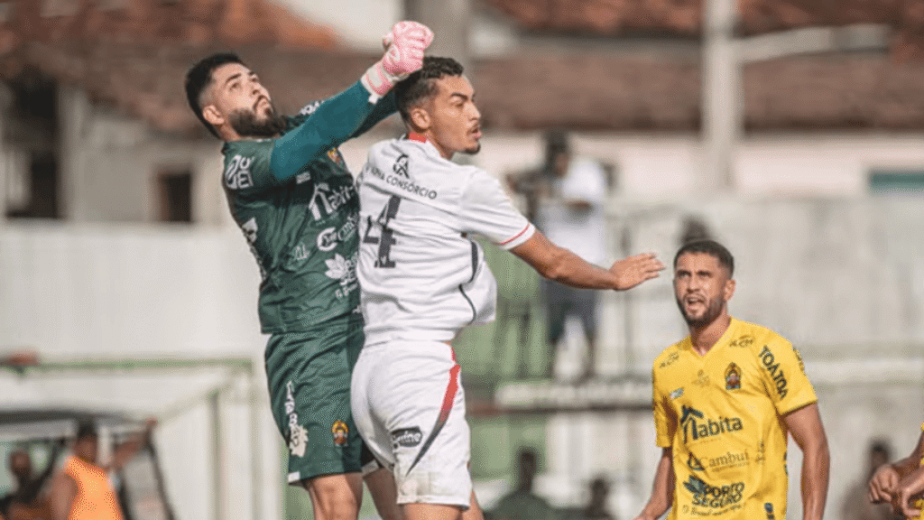 Empate Frustrante: Vitória Joga com Um a Menos e Não Vence Porto-BA no Baiano