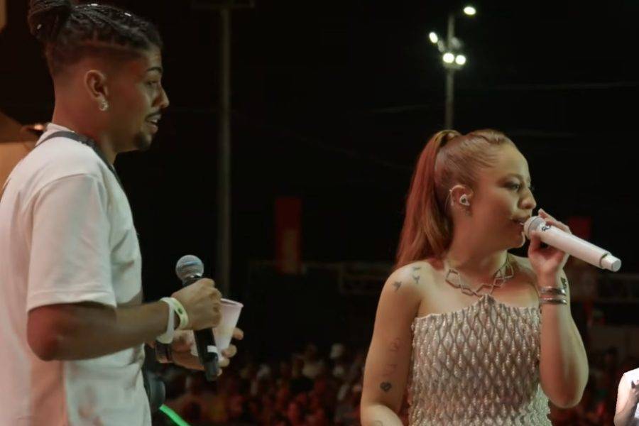 Fã Ganha R$ 5 Mil ao Acertar Música Inédita de Mari Fernandez na Virada de Salvador Fã Ganha R$ 5 Mil ao Acertar Música Inédita de Mari Fernandez na Virada de Salvador
