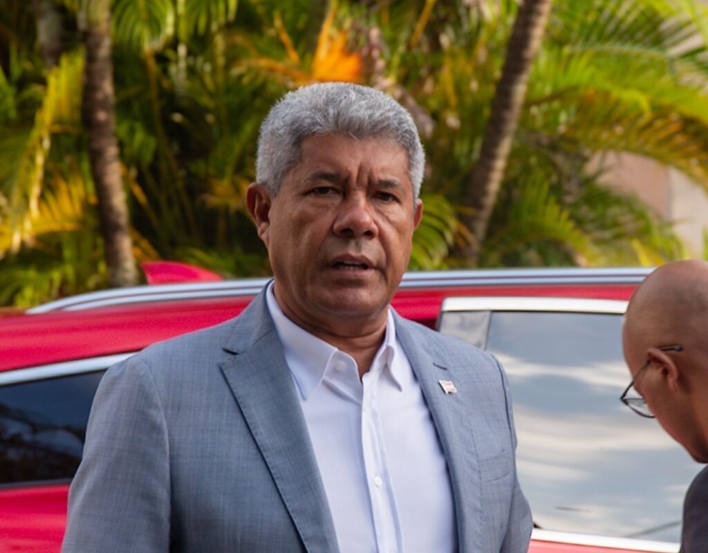 Jerônimo Rodrigues Critica Ação Militar dos EUA e Apoia Lula na Defesa da Venezuela