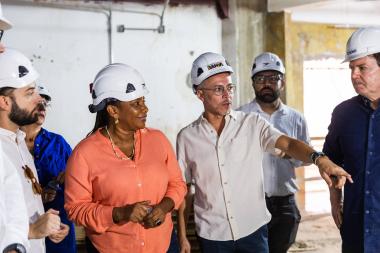 Ministra Margareth Menezes celebra avanços nas obras do Novo TCA em Salvador