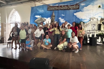 Turistas de Itaíba (PE) Destacam Acolhimento na Feira de Santana em Visitas ao Mercado de Arte Popular Turistas de Itaíba (PE) Destacam Acolhimento na Feira de Santana em Visitas ao Mercado de Arte Popul