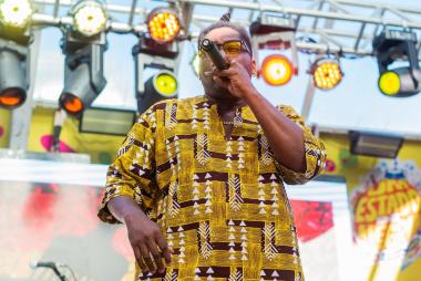 Aspri RBF Comemora 27 Anos com Show de Rap no Carnaval do Pelô Aspri RBF Comemora 27 Anos com Show de Rap no Carnaval do Pelô