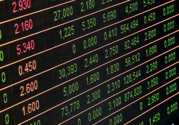 Ibovespa Alcança Novo Recorde em Dia Marcante; Dólar Enfrenta Volatilidade Ibovespa Alcança Novo Recorde em Dia Marcante; Dólar Enfrenta Volatilidade